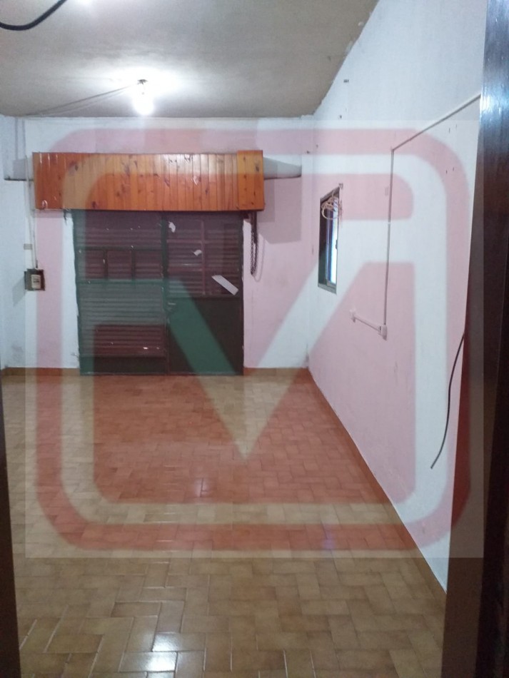 Casa. Dumont 279. Isidro Casanova.