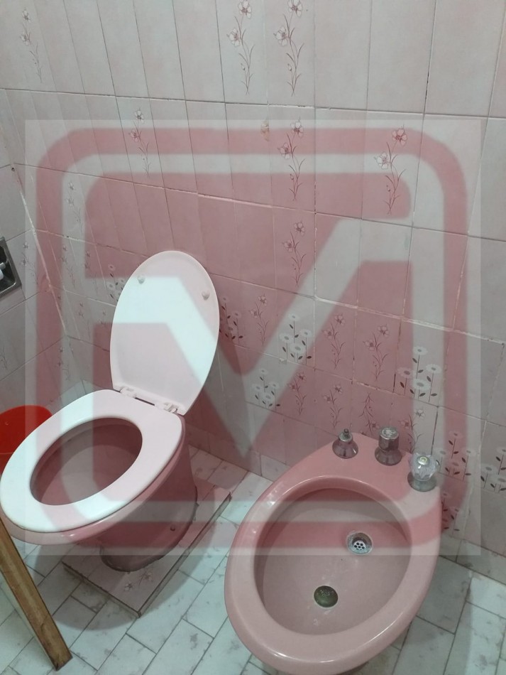 Casa. Dumont 279. Isidro Casanova.