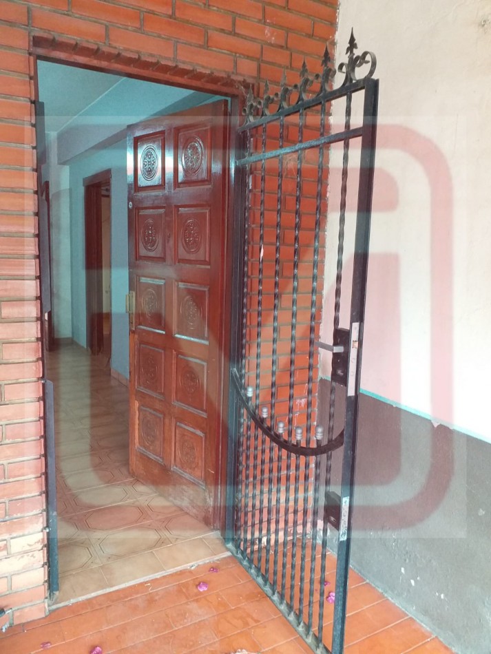 Casa. Dumont 279. Isidro Casanova.