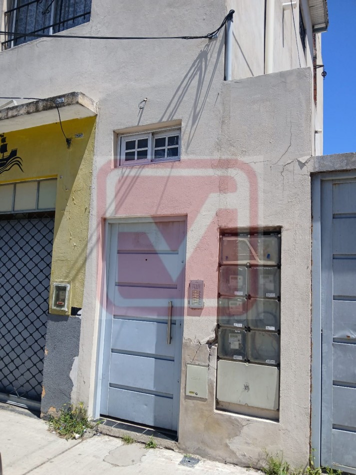  Depto dos ambientes. Rucci 2197. Isidro Casanova.