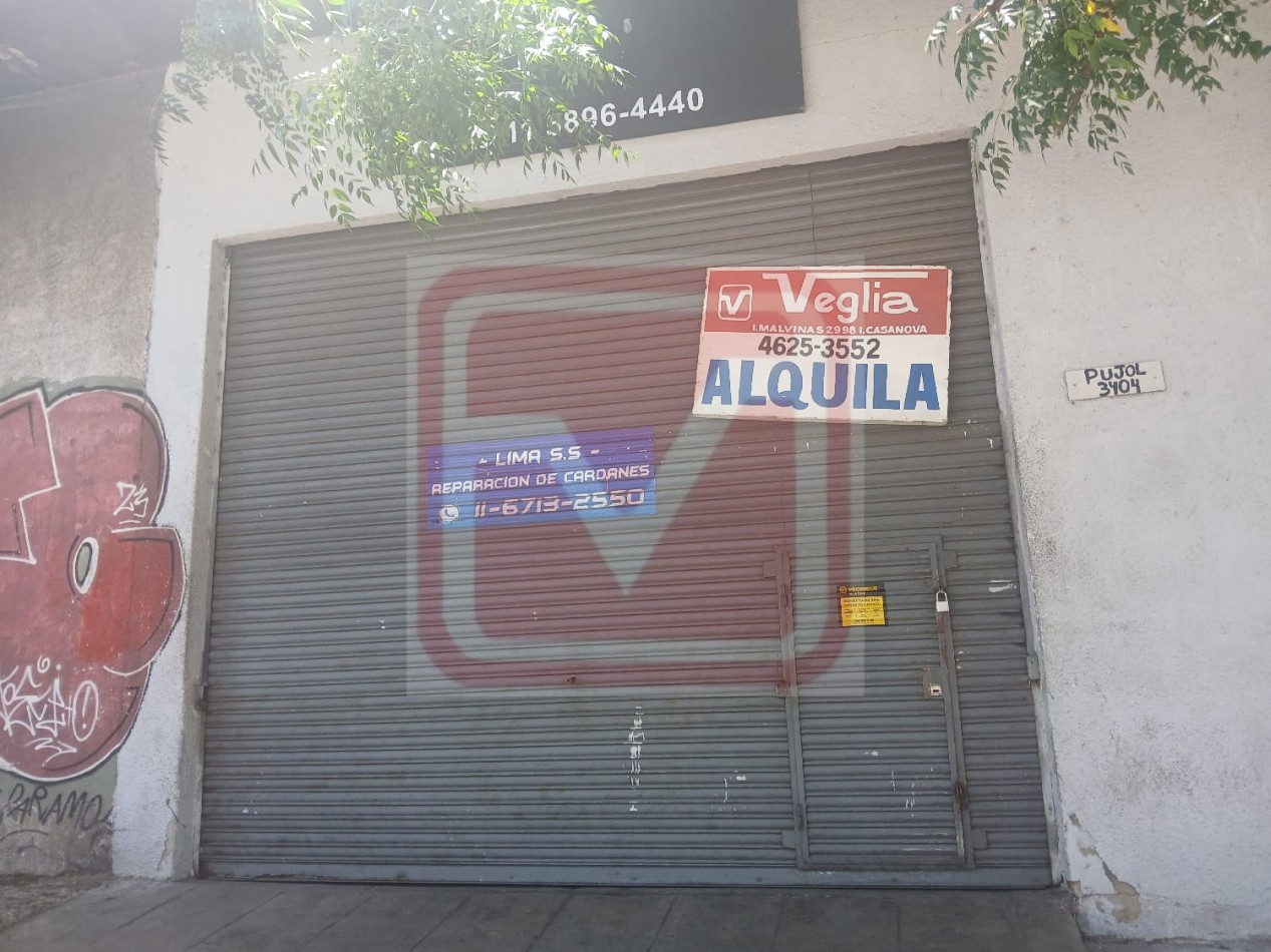  Galpon. Pujol 3404. Isidro Casanova.  