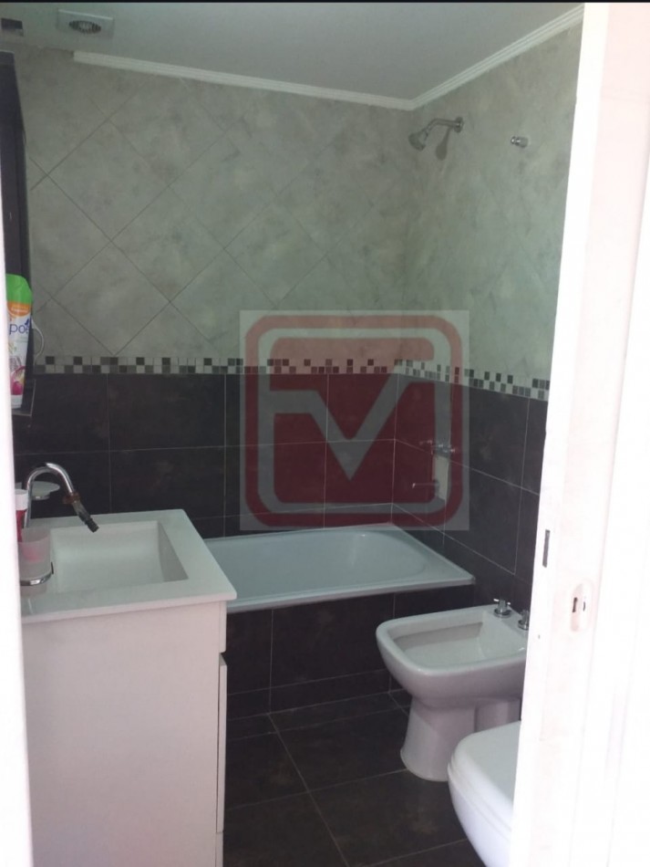 Departamento dos ambientes. Marcon 256, Villa Luzuriaga.