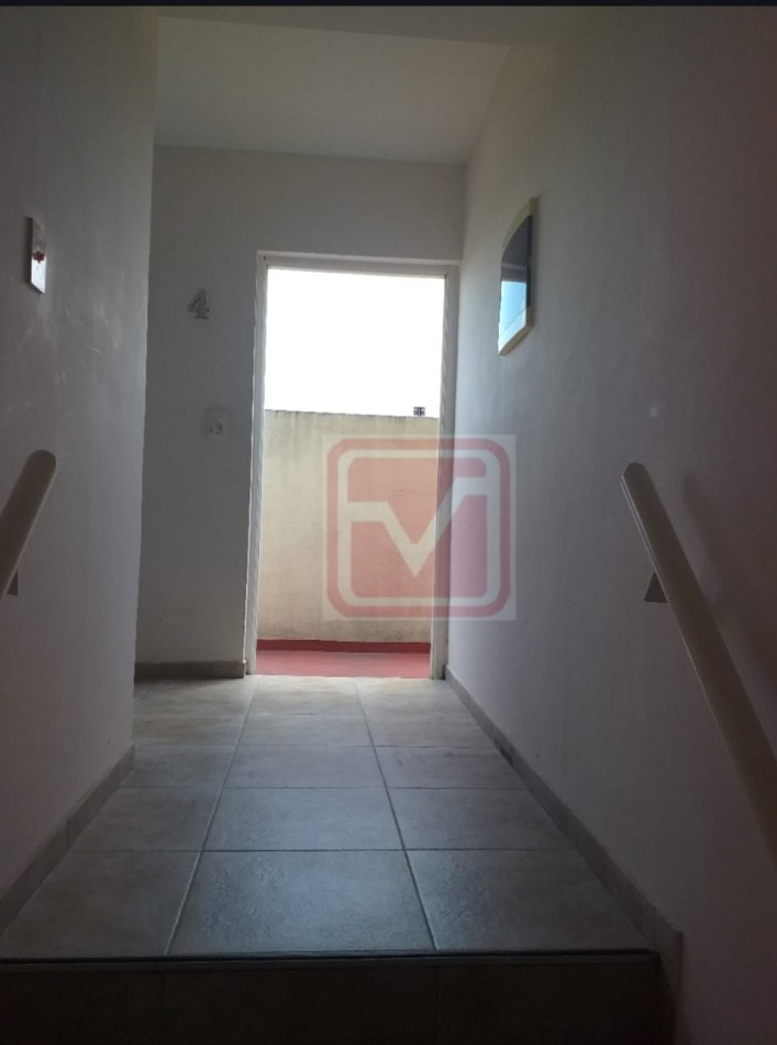 Departamento dos ambientes. Marcon 256, Villa Luzuriaga.