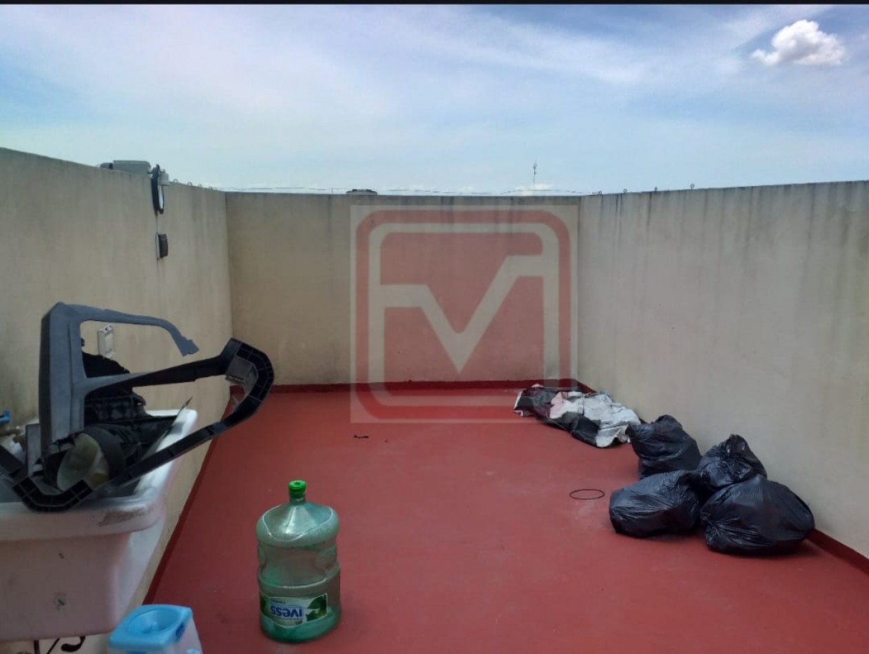 Departamento dos ambientes. Marcon 256, Villa Luzuriaga.