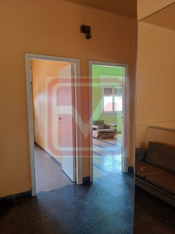 Departamentod de tres ambientes. Malvinas 3287. Isidro Casanova. 