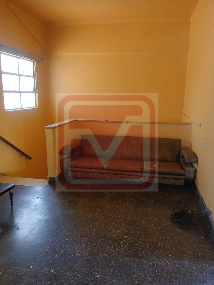 Departamentod de tres ambientes. Malvinas 3287. Isidro Casanova. 