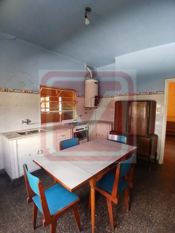 Departamentod de tres ambientes. Malvinas 3287. Isidro Casanova. 