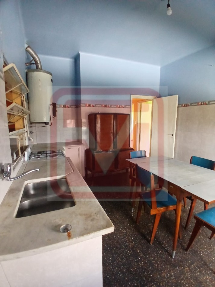 Departamentod de tres ambientes. Malvinas 3287. Isidro Casanova. 