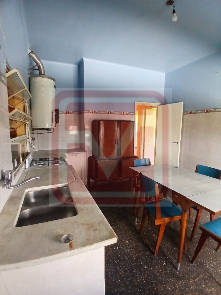 Departamentod de tres ambientes. Malvinas 3287. Isidro Casanova. 