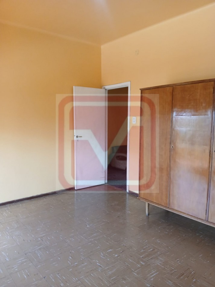 Departamentod de tres ambientes. Malvinas 3287. Isidro Casanova. 