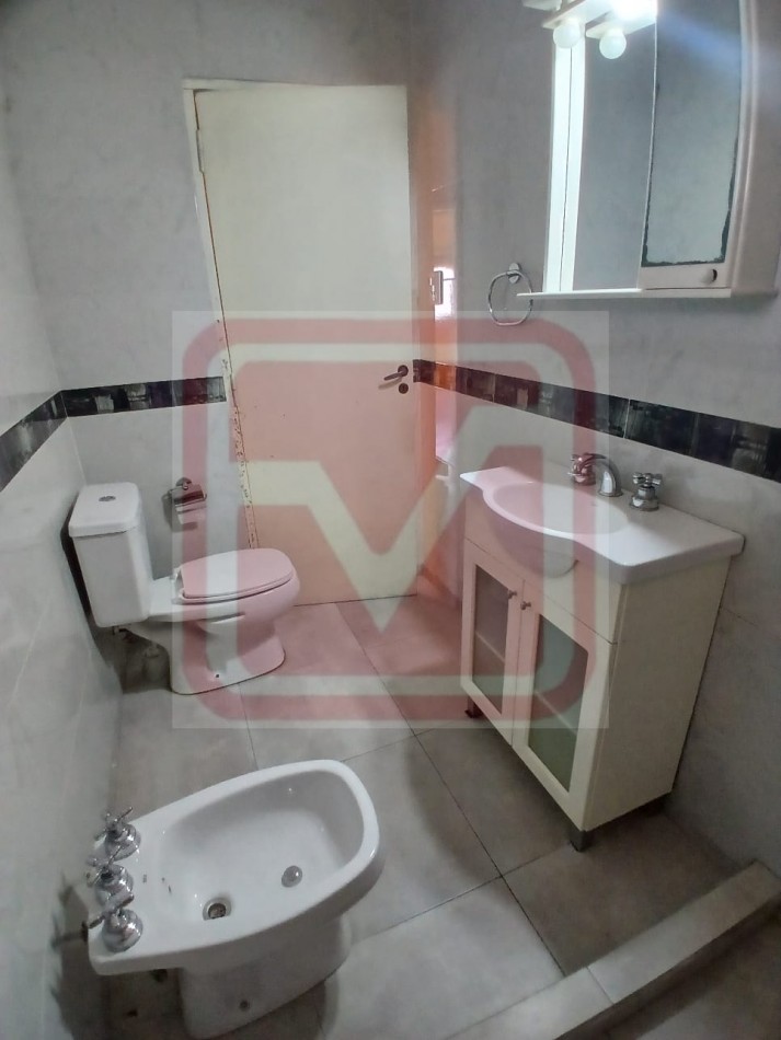 Departamentod de tres ambientes. Malvinas 3287. Isidro Casanova. 