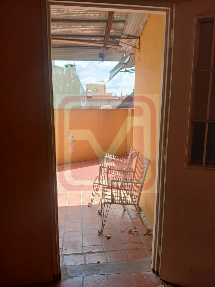 Departamentod de tres ambientes. Malvinas 3287. Isidro Casanova. 