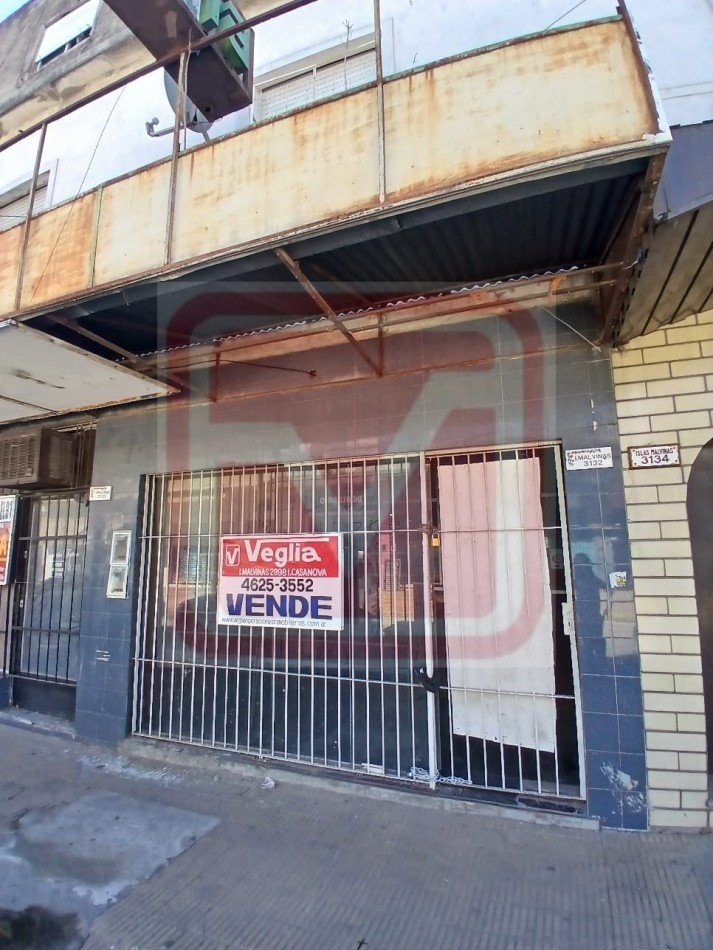 Local. Islas Malvinas 3132. Isidro Casanova. 