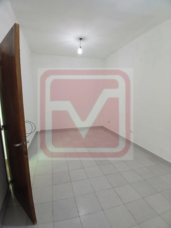 Depto dos amb. Quito 5676. Isidro Casanova. 