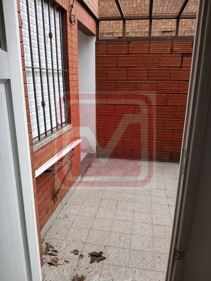 Depto dos amb. Quito 5676. Isidro Casanova. 