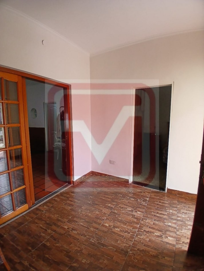 Vivienda de cuatro ambientes. Marcelo T. de Alvear 1246. Rafael Castillo.