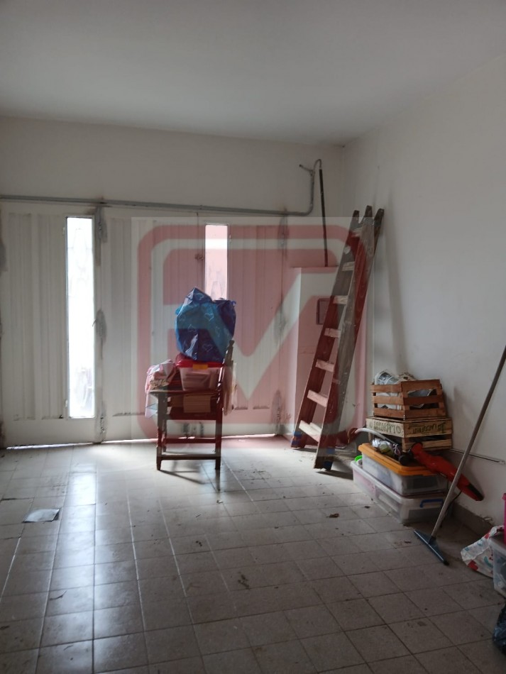 Vivienda de cuatro ambientes. Marcelo T. de Alvear 1246. Rafael Castillo.