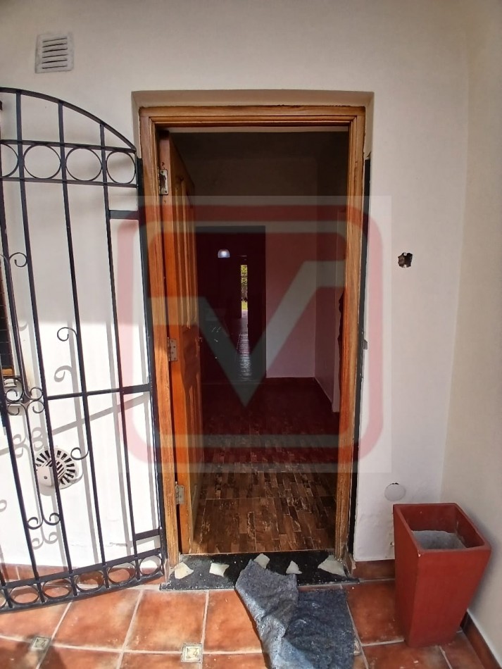 Vivienda de cuatro ambientes. Marcelo T. de Alvear 1246. Rafael Castillo.