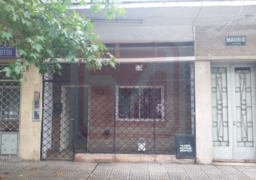 Alquiler. Oficina, consultorios. Madrid 3211. Isidro Casanova. 