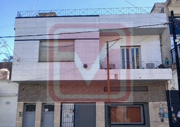 Depto tres ambientes. Islas Malvinas 3020. Isidro Casanova.